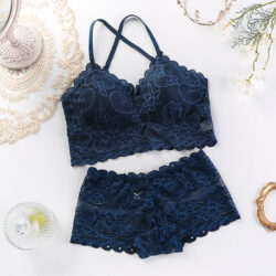 Women's Lingerie Set Bikini In Wide Underwear Bra With Multicolored Lace Detail