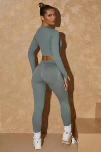 Women's tracksuit with two-piece long sleeves in multiple colors