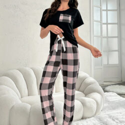 Elegant Women's Pajama Set with Checkered Design